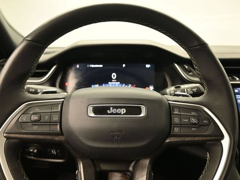 Used 2024 Jeep Grand Cherokee L Limited w/ Luxury Tech Group II AWD/4WD image 14