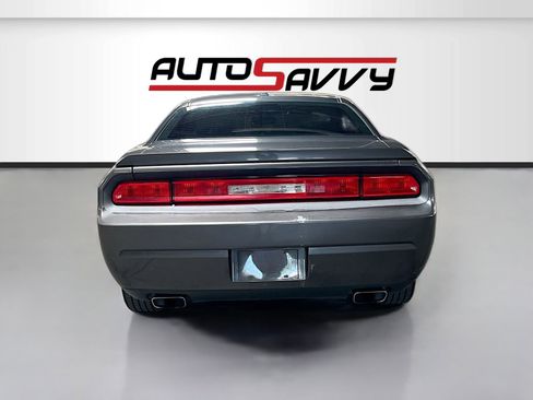 Used 2013 Dodge Challenger R/T RWD image 6