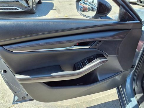 Used 2024 MAZDA MAZDA3 s image 11