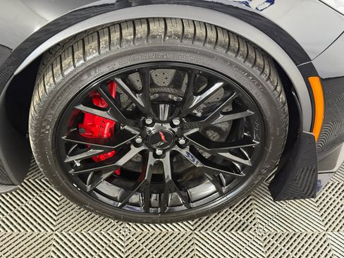 Used 2017 Chevrolet Corvette Z06 image 14