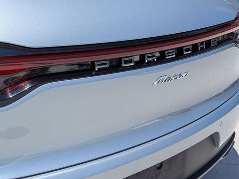 Certified 2019 Porsche Macan image 13
