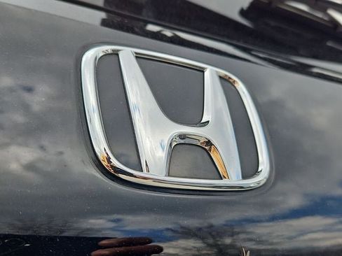 Used 2025 Honda HR-V Sport image 37