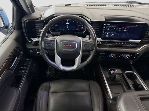 Certified 2022 GMC Sierra 1500 Elevation w/ Elevation Premium Package image 28