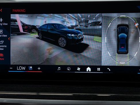 Used 2026 BMW X6 xDrive40i AWD/4WD image 26