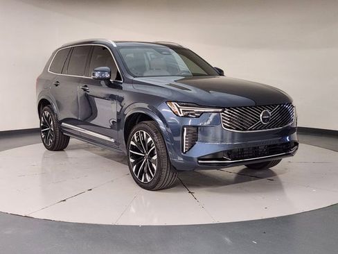New 2026 Volvo XC90 B6 Plus w/ Protection Package Premier image 7