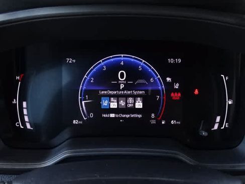 Used 2026 Toyota Corolla LE FWD image 25