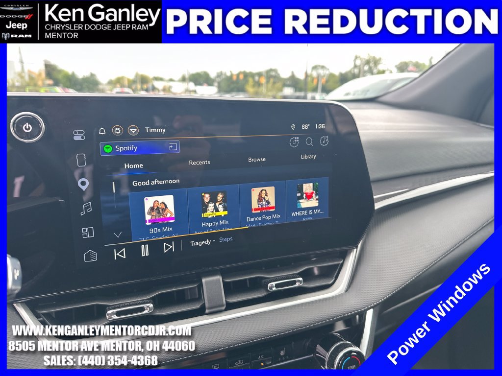 Used 2025 Chevrolet Equinox LT FWD image 16