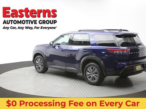 Used 2025 Nissan Pathfinder SV FWD image 63