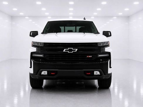 Used 2020 Chevrolet Silverado 1500 LT Trail Boss AWD/4WD image 8