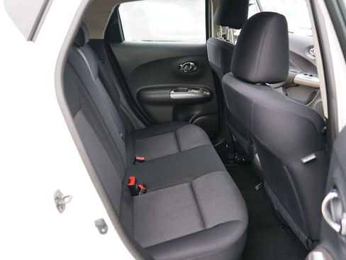 Used 2013 Nissan Juke S image 18