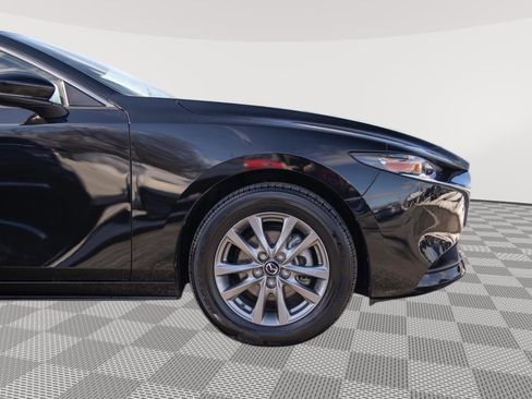 Used 2025 MAZDA MAZDA3 s image 25