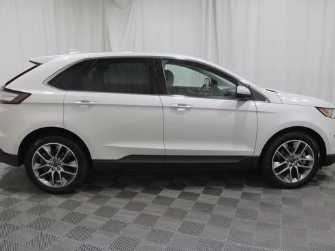 Used 2016 Ford Edge Titanium w/ Equipment Group 301A AWD/4WD image 31