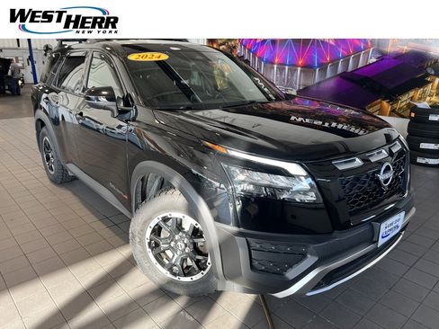 Used 2024 Nissan Pathfinder Rock Creek image 1