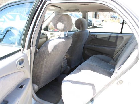 Used 2002 Toyota Corolla LE FWD image 24