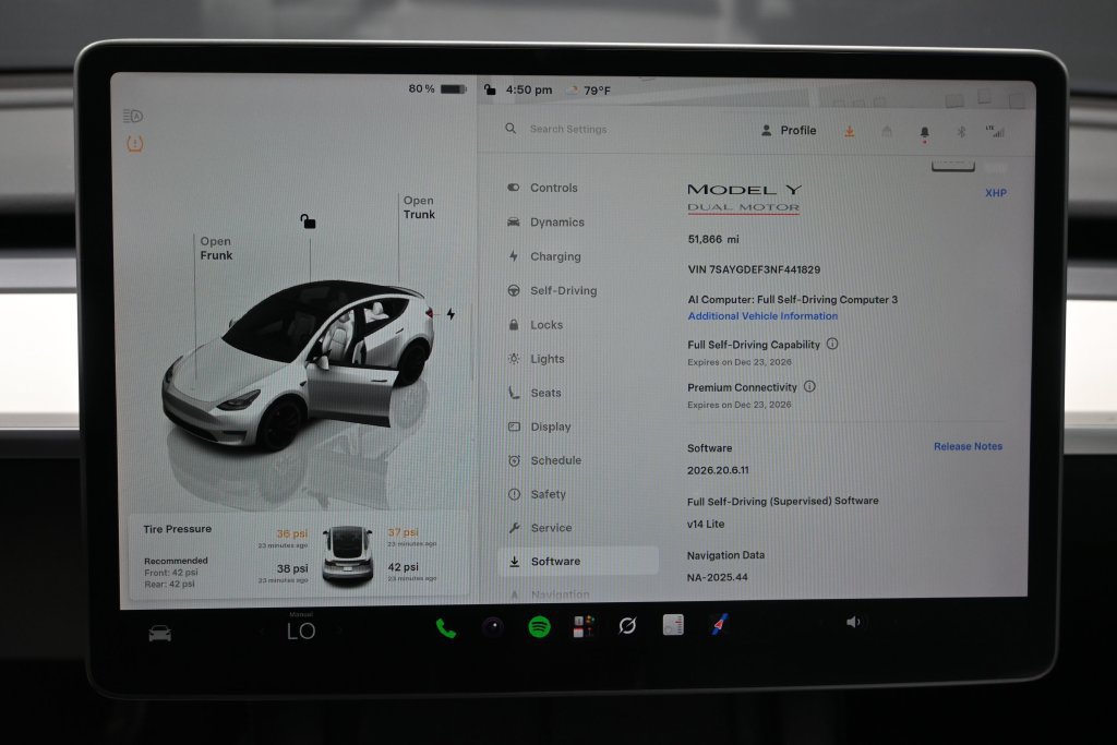 Used 2022 Tesla Model Y Performance AWD/4WD image 19