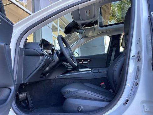Used 2026 Mercedes-Benz E 350 4MATIC Sedan image 9