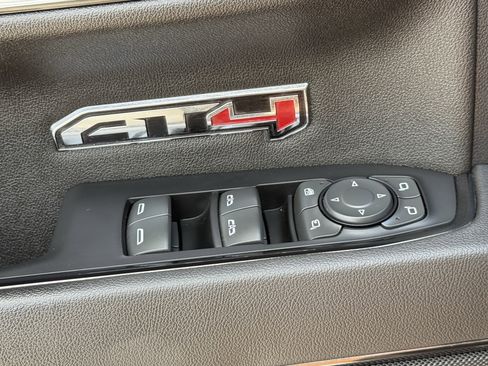 Used 2022 GMC Sierra 1500 AT4 w/ AT4 Premium Package image 28