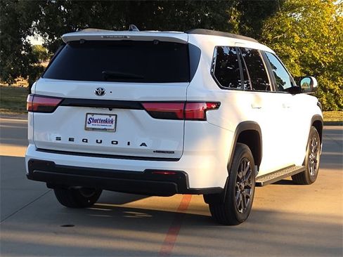 Used 2025 Toyota Sequoia SR5 image 8