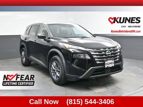 Used 2024 Nissan Rogue S AWD/4WD image 1