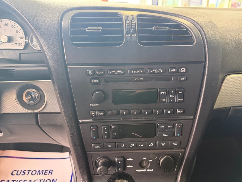 Used 2005 Ford Thunderbird RWD image 33