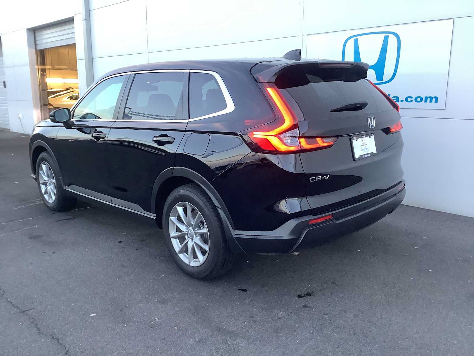 Certified 2026 Honda CR-V EX image 4