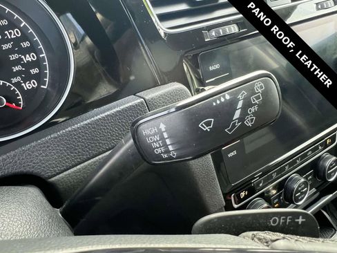 Used 2018 Volkswagen Golf SEL image 34