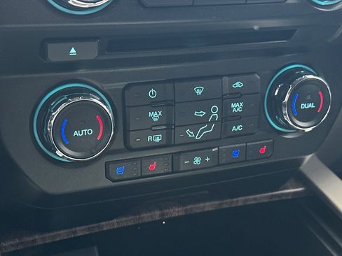 Used 2018 Ford F350 Lariat w/ FX4 4x4 Off Road Package image 20