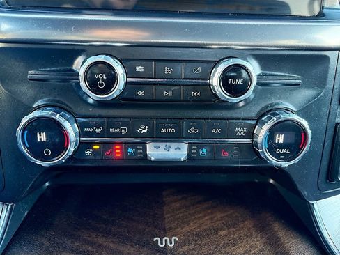 Used 2021 Ford F150 King Ranch w/ Equipment Group 601A High AWD/4WD image 16