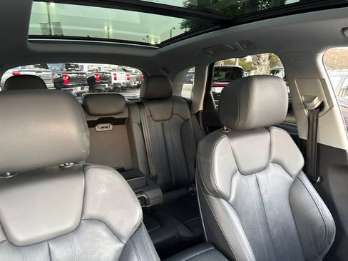 Used 2019 Audi Q5 2.0T Premium Plus w/ Premium Plus Package AWD/4WD image 37