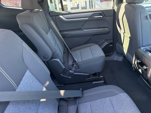 New 2026 GMC Acadia Elevation image 27