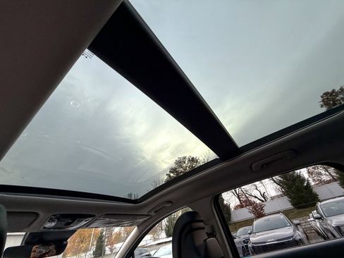 New 2026 Kia Sportage EX image 36