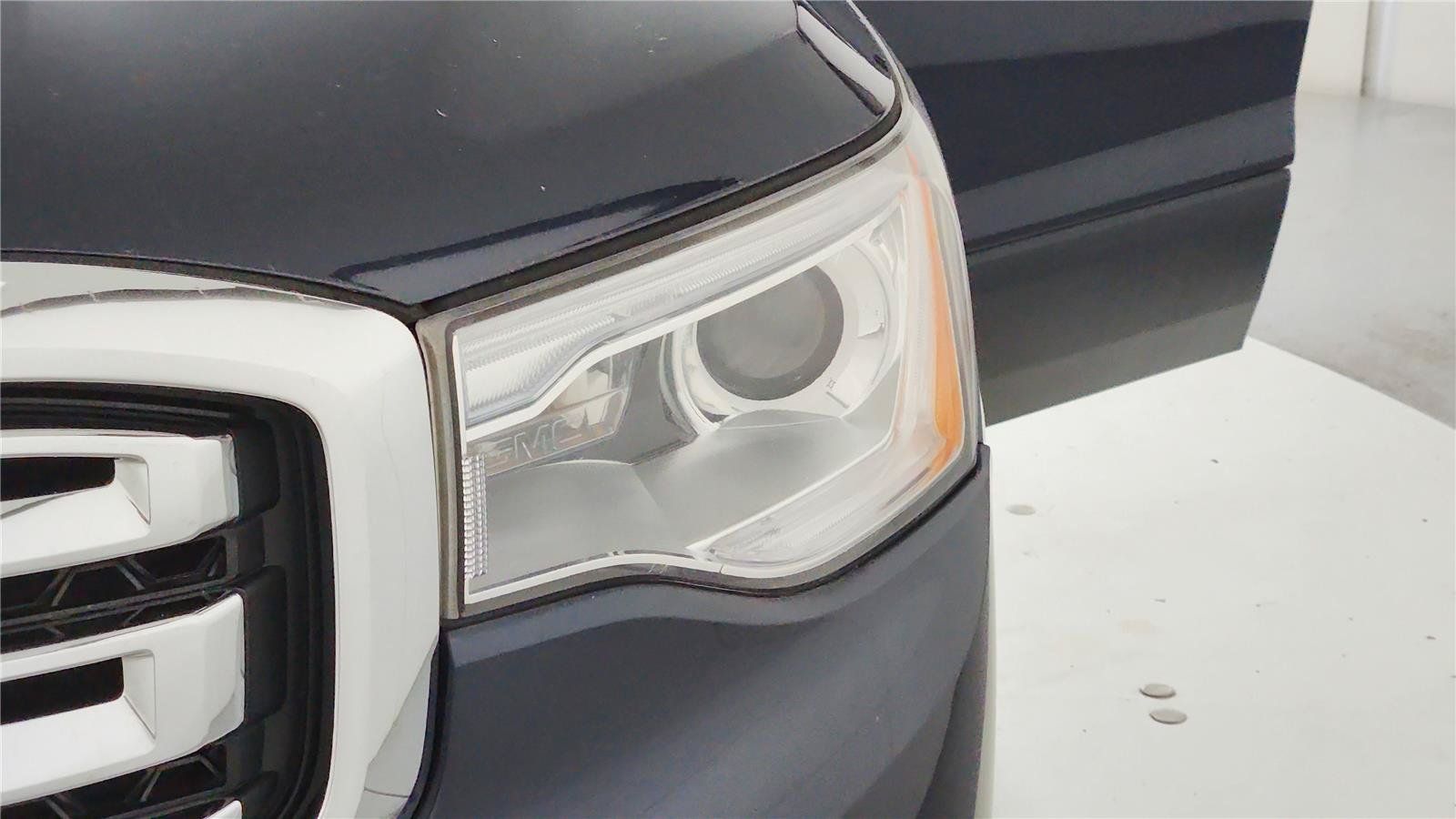 Used 2019 GMC Acadia SLT AWD/4WD image 41
