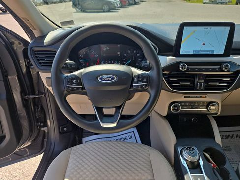 Used 2020 Ford Escape SE AWD/4WD image 14