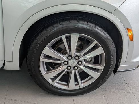 Used 2020 Cadillac XT6 Premium Luxury image 17