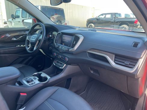 Used 2024 GMC Terrain Denali w/ Denali Premium Package image 18