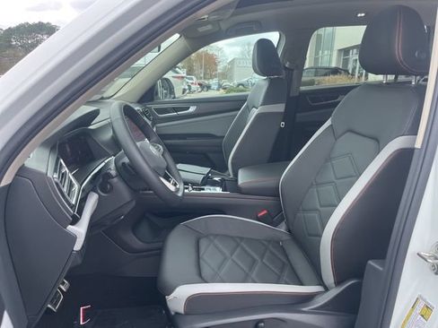New 2026 Volkswagen Atlas Peak Edition AWD/4WD image 21