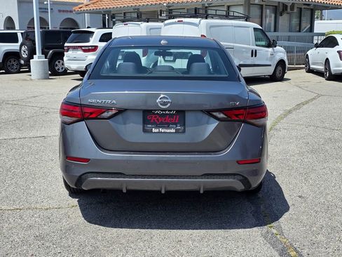 Used 2022 Nissan Sentra SV FWD image 7