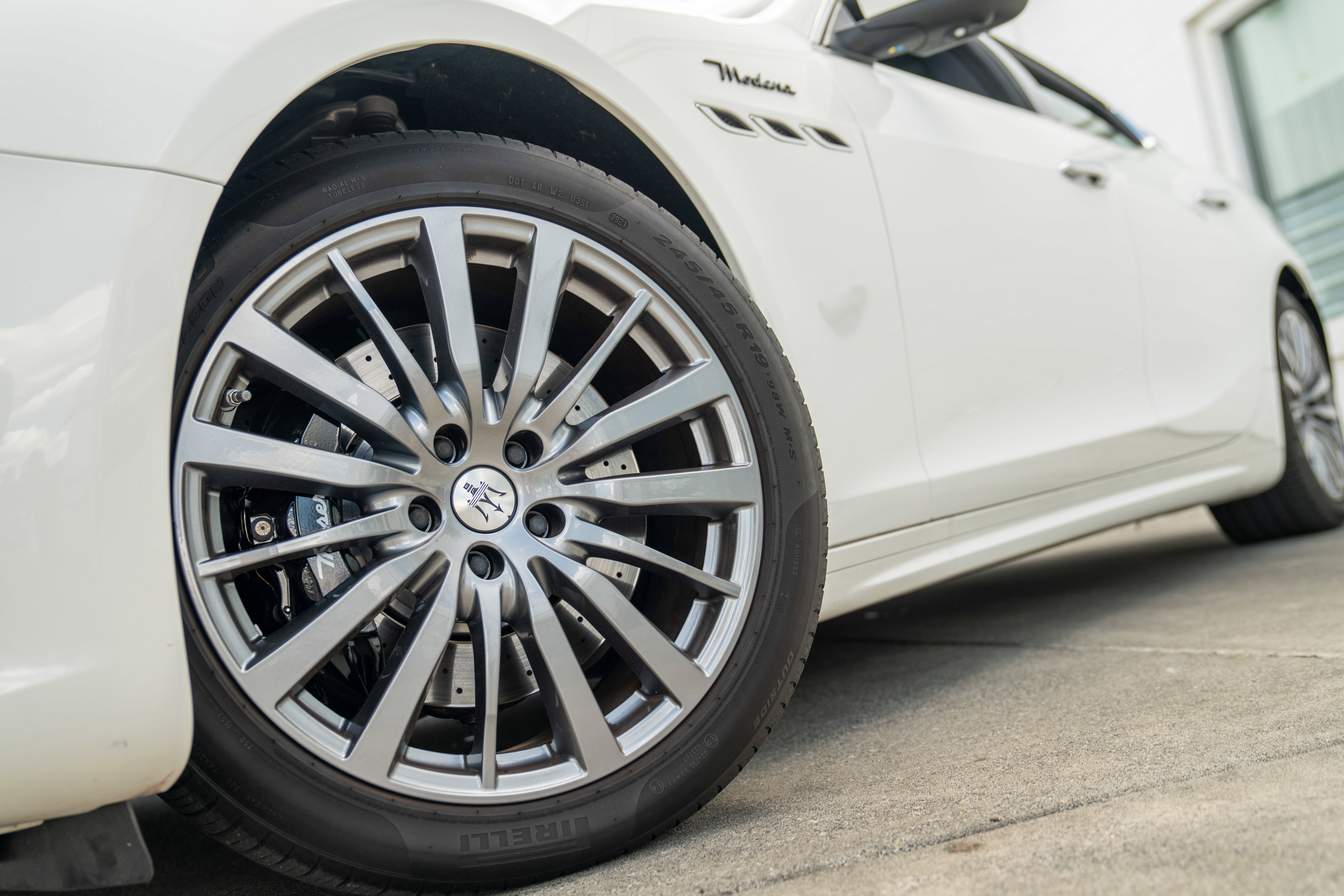 Used 2022 Maserati Ghibli Modena RWD image 4