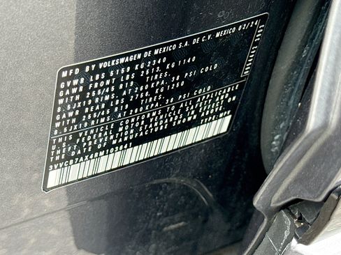Used 2024 Volkswagen Tiguan SE R-Line FWD image 44