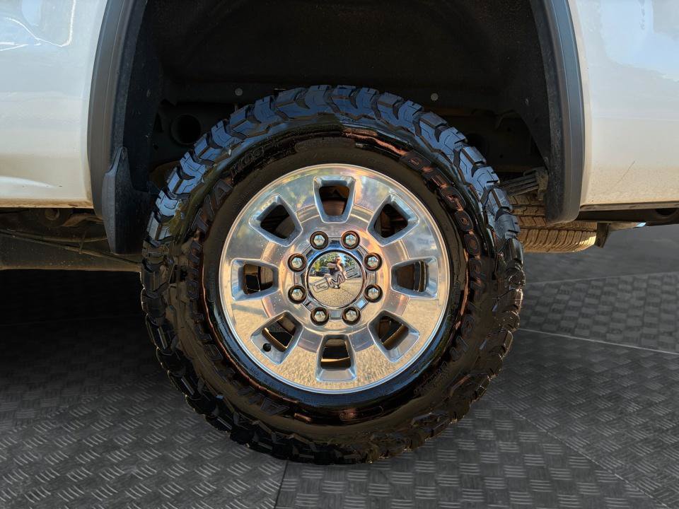 Used 2015 GMC Sierra 2500 SLT w/ Driver Alert Package AWD/4WD image 22