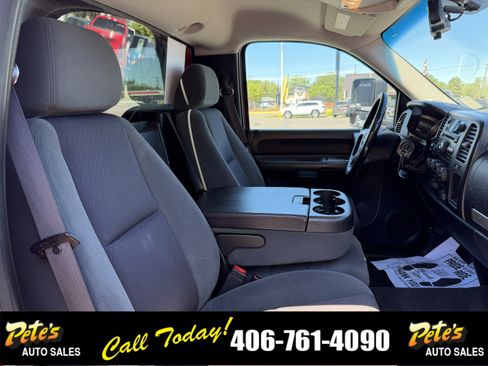Used 2009 GMC Sierra 2500 SLE w/ Snow Plow Prep Package AWD/4WD image 17