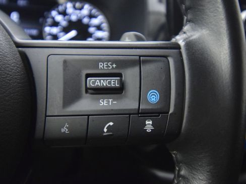 Used 2025 Nissan Pathfinder SV AWD/4WD image 35