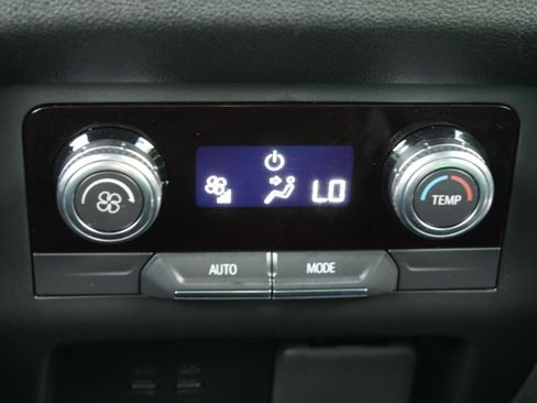 Certified 2026 GMC Acadia Elevation w/ Black Edition AWD/4WD image 17
