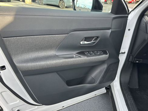 New 2026 Nissan Kicks SV w/ Cold Weather Package image 14