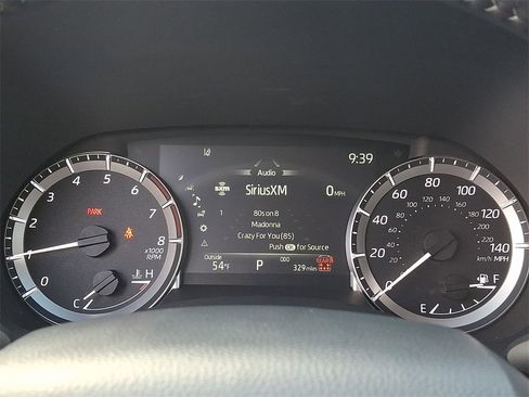 New 2026 Toyota Highlander XLE image 15