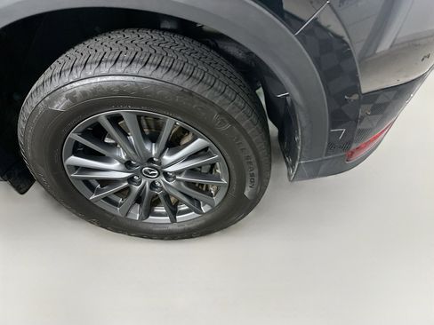 Used 2020 MAZDA CX-5 Touring image 11