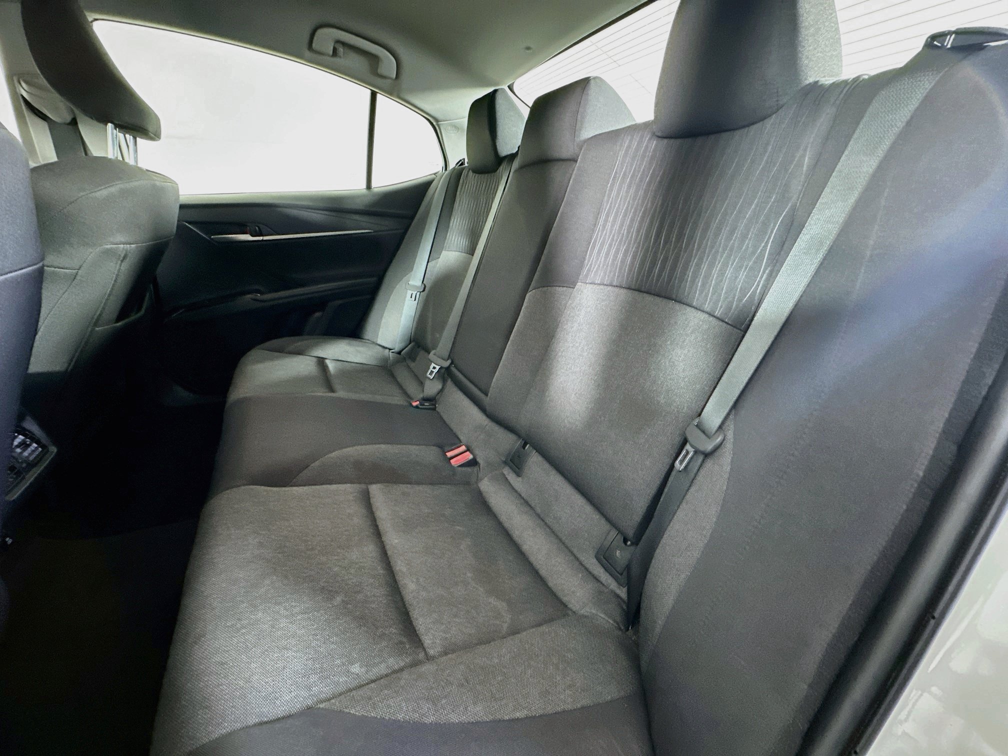 Used 2025 Toyota Camry LE FWD image 26