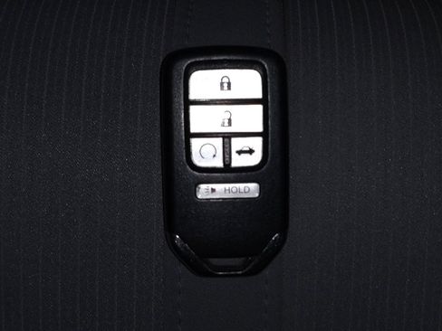 Used 2018 Honda Accord EX image 32