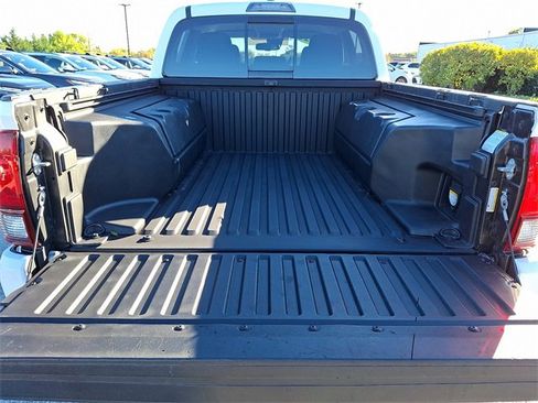 Certified 2023 Toyota Tacoma 4x4 Double Cab image 28