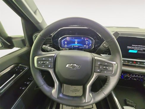 Used 2025 Chevrolet Silverado 2500 LTZ w/ Trail Boss Package image 12